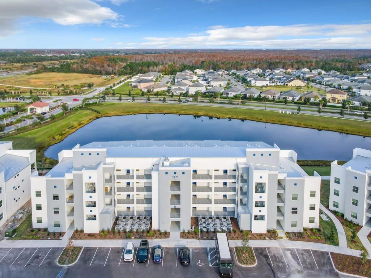 Gorgeous 2Br Lakeview Condo With Waterpark 基西米 外观 照片