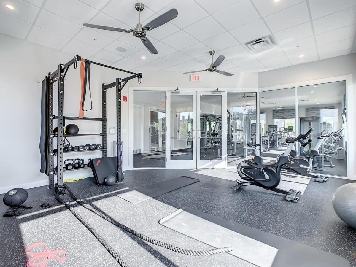 Gorgeous 2Br Lakeview Condo With Waterpark 基西米 外观 照片