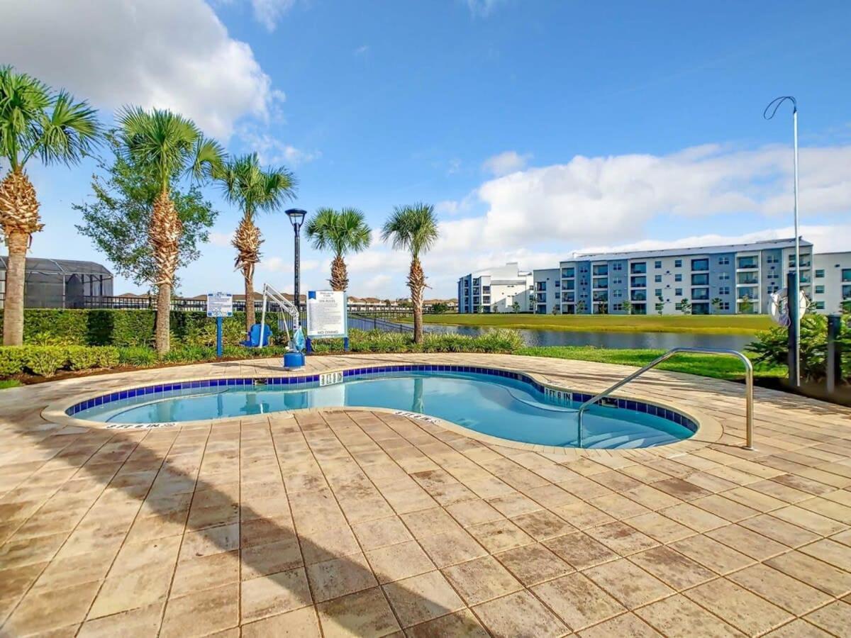 Gorgeous 2Br Lakeview Condo With Waterpark 基西米 外观 照片