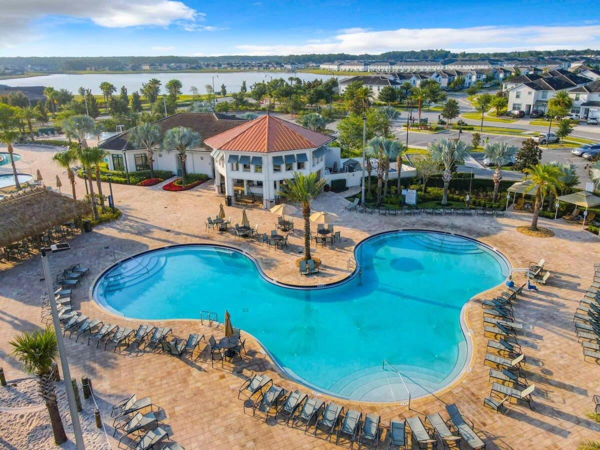 Gorgeous 2Br Lakeview Condo With Waterpark 基西米 外观 照片