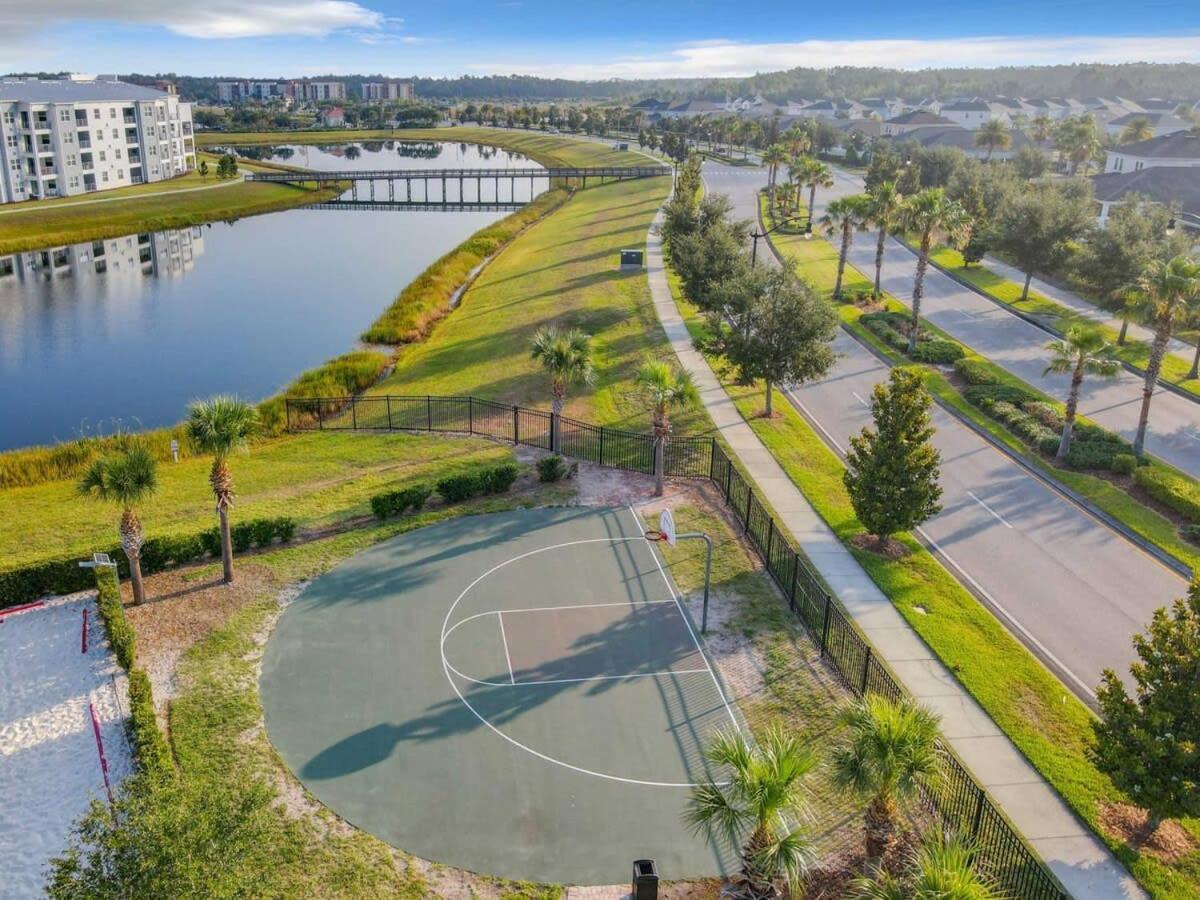 Gorgeous 2Br Lakeview Condo With Waterpark 基西米 外观 照片