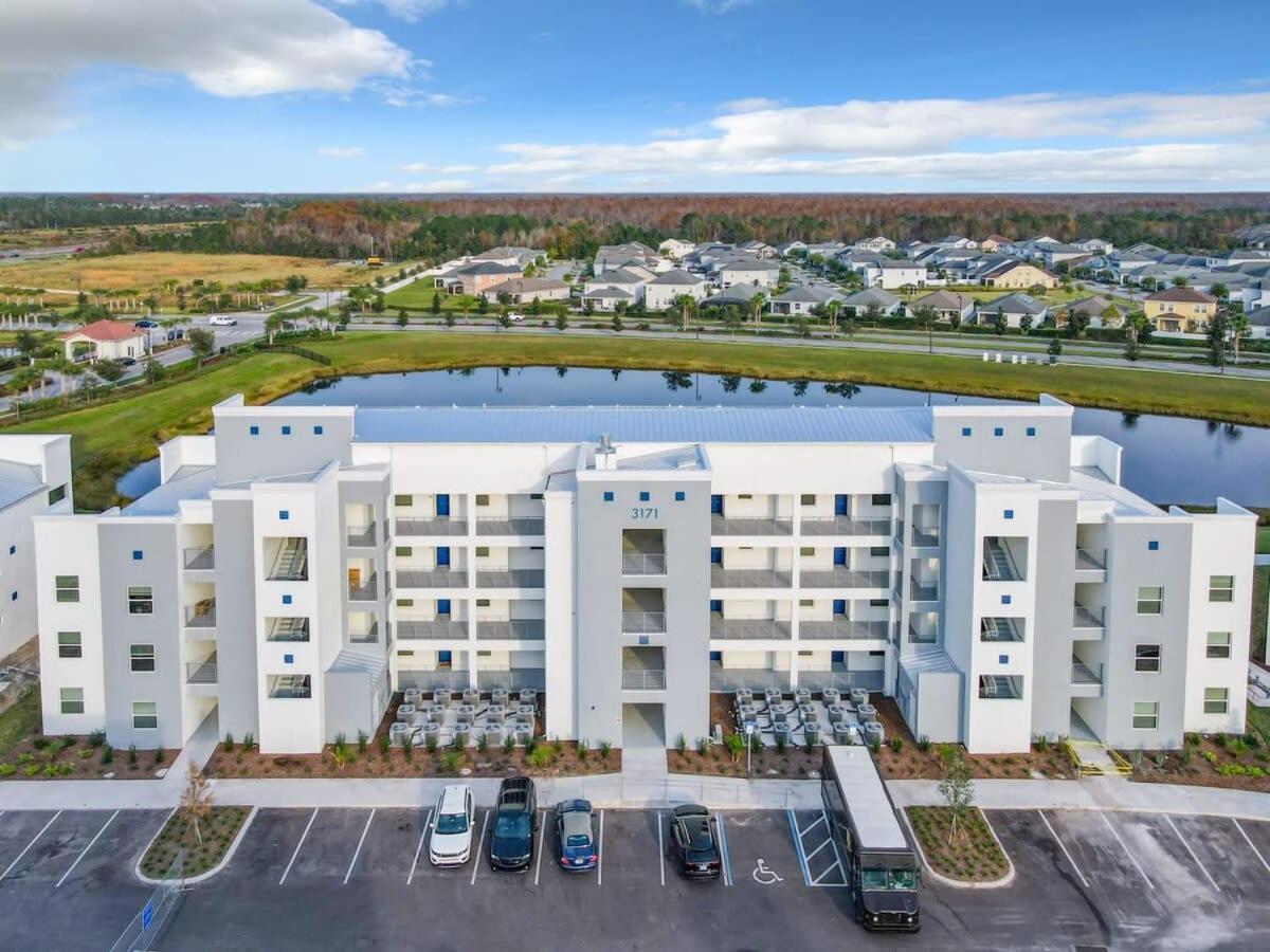 Gorgeous 2Br Lakeview Condo With Waterpark 基西米 外观 照片