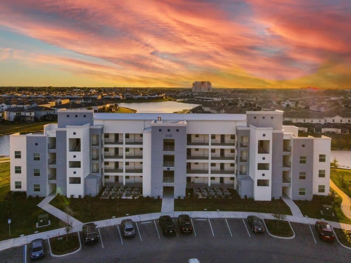 Gorgeous 2Br Lakeview Condo With Waterpark 基西米 外观 照片